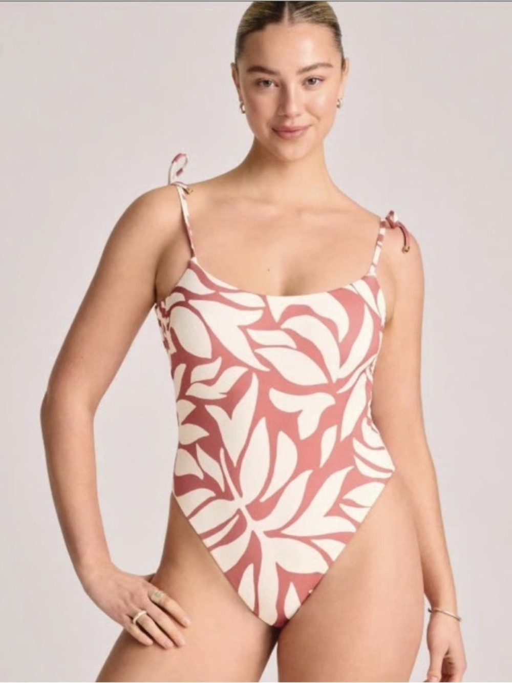 Vitamin A Women's Terracotta Print Botanical Leaf, Adjustable Strap Size L